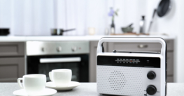 Küchenradio als Standgerät